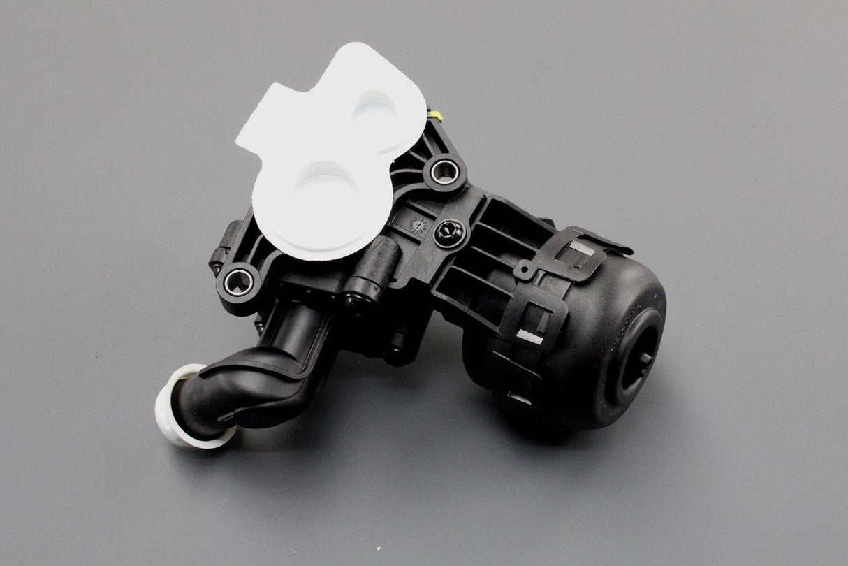 VW Touareg Audi A4 A5 Q5 coolant regulating valve (3.0 TDI) 059121737AR