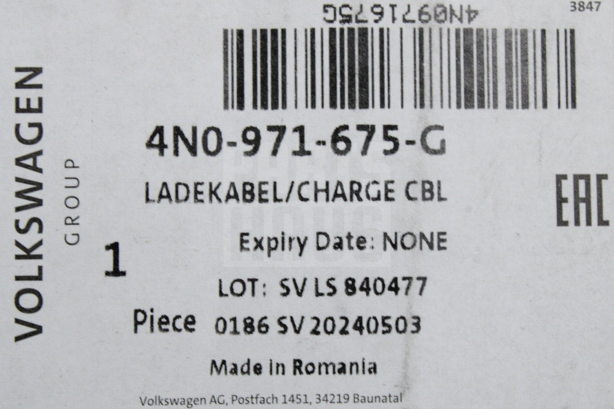 VW Touareg Audi A6 A7 CUPRA public charging cable (6 metres) 4N0971675G