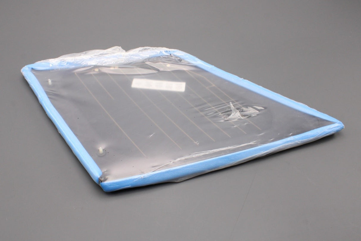 Range Rover Sport 2010-2013 rear quarter window glass (right) CPB500782