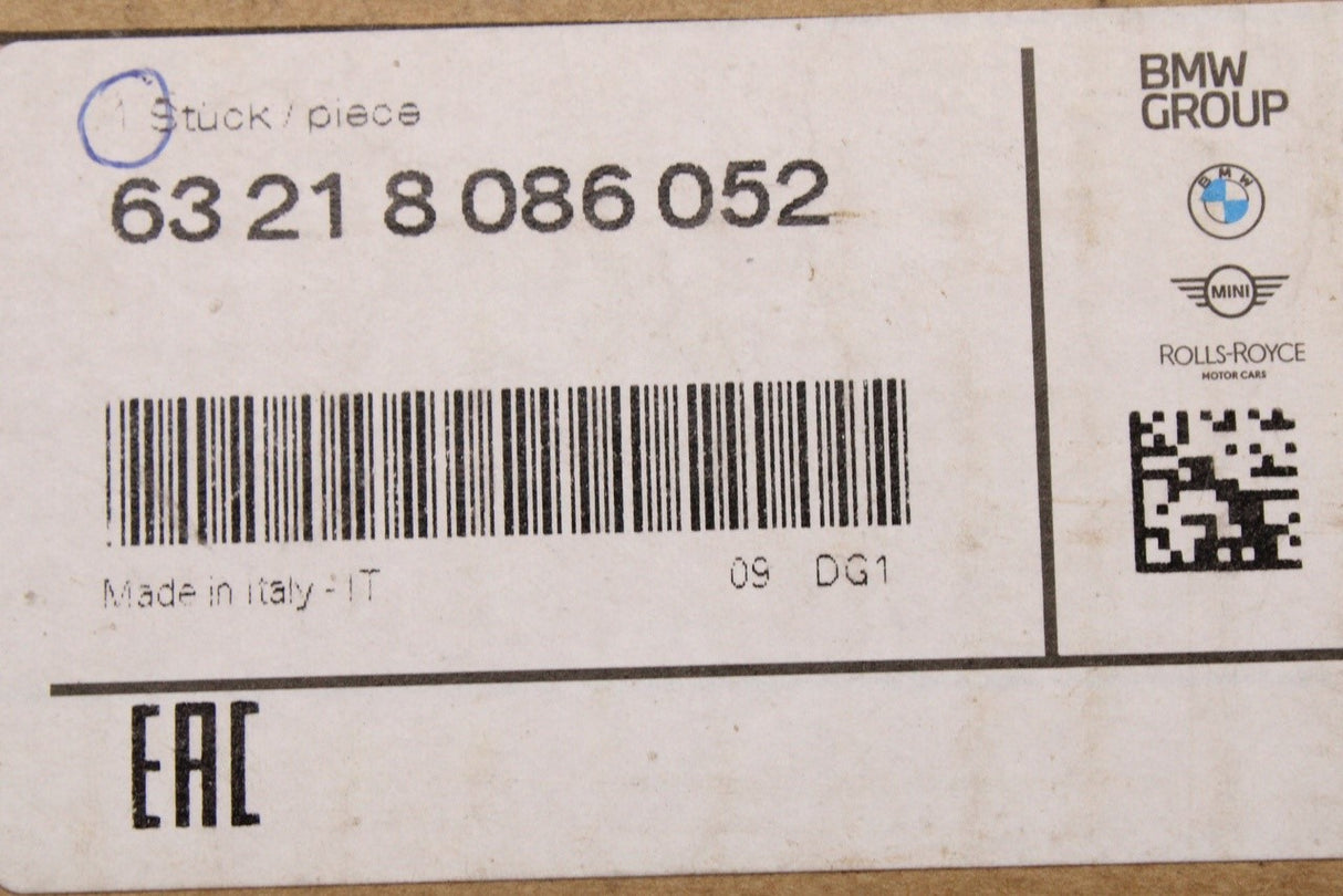 BMW 5 series G60 G90 2022-on tail light (outer right) 63218086052