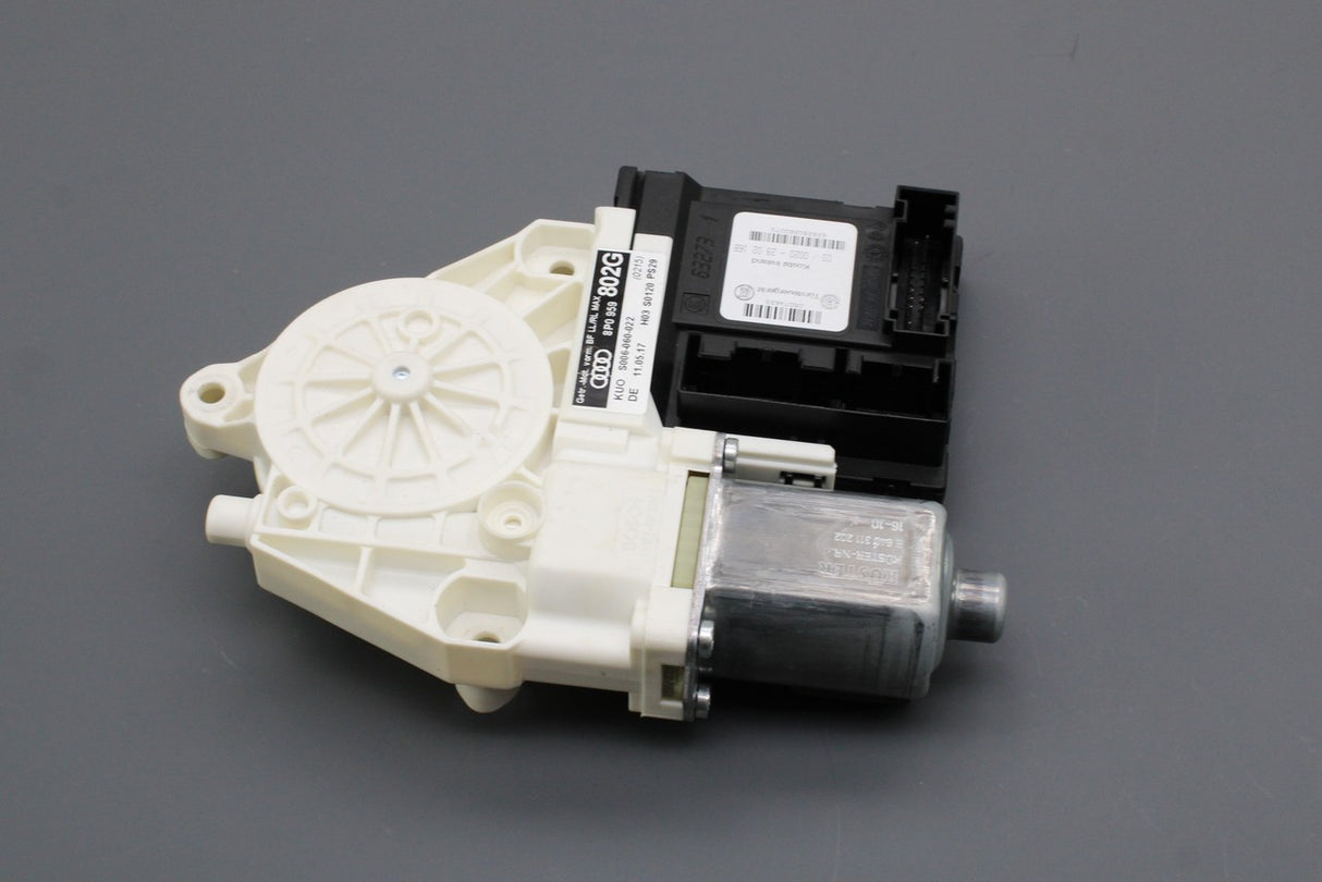 Audi A3 2004-2007 front window motor (passenger) 8P0959802G