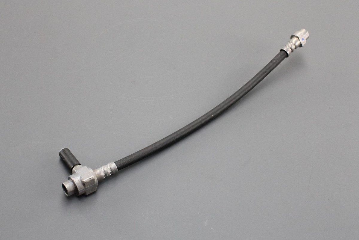 Audi RS6 RS7 DRC suspension damper hose (right left) 4G0616715F, view 1