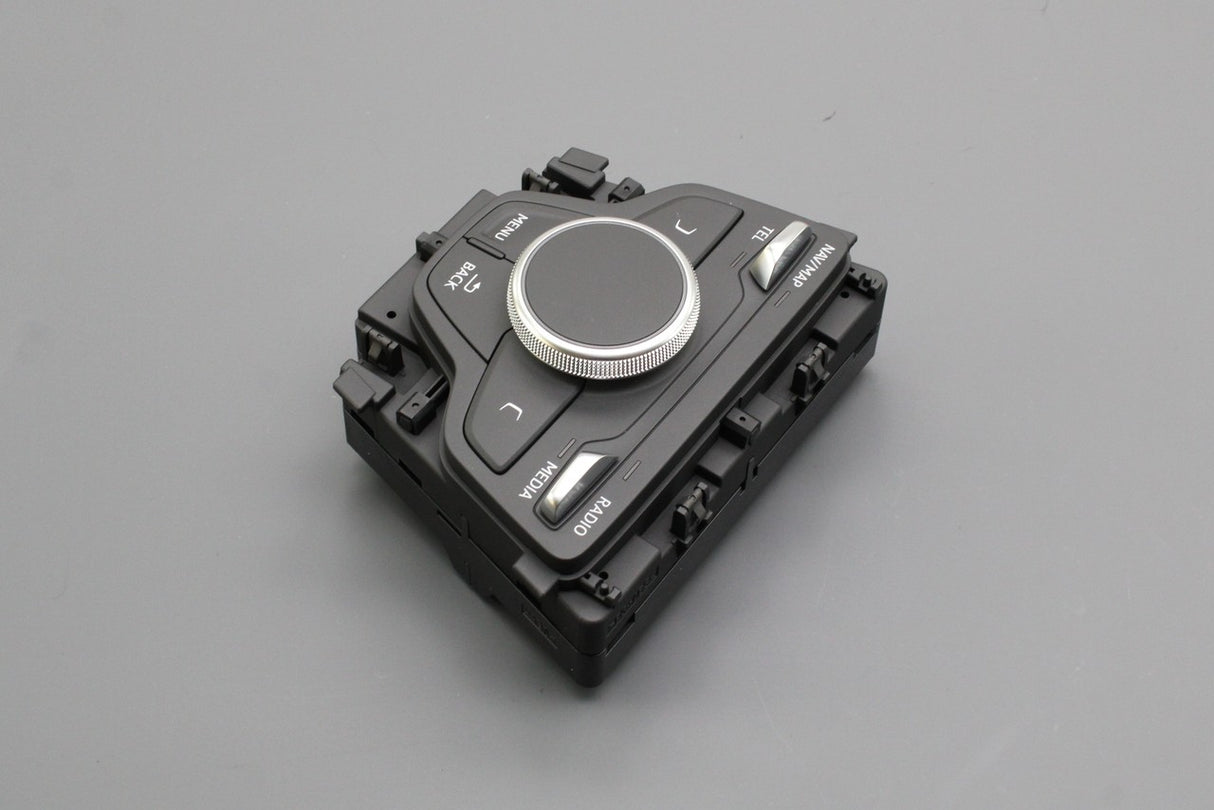 Audi A4 A5 Q5 RS4 RS5 2016-2025 multimedia system controls 8W0919614J