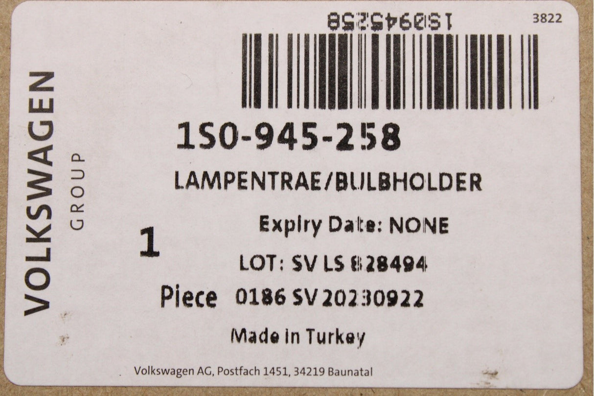 VW Up! 2012-2016 bulb carrier (rear right) 1S0945258