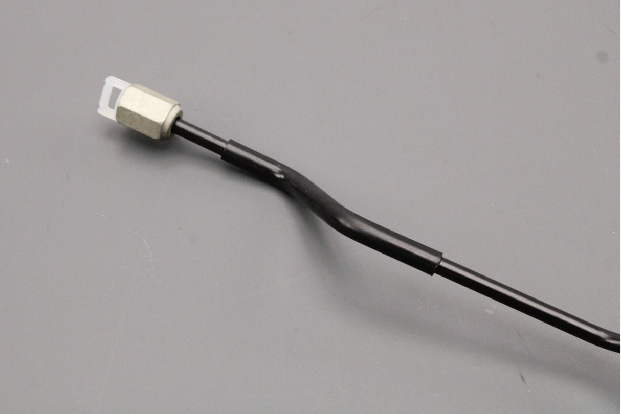 Range Rover Evoque L538 2012-18 brake pipe (front right) LR074632