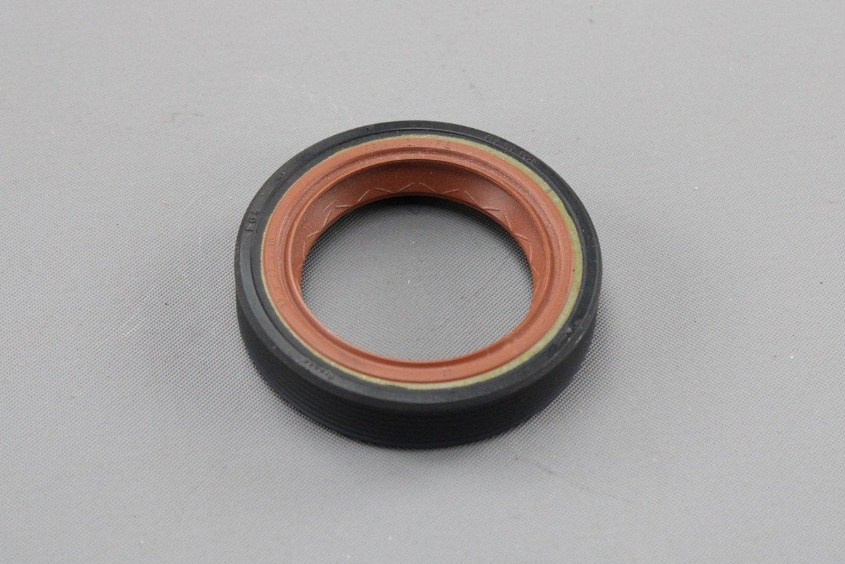 VW Audi Skoda SEAT pre-2000s engine shaft oil seal (47x10) 068103085E, view 1