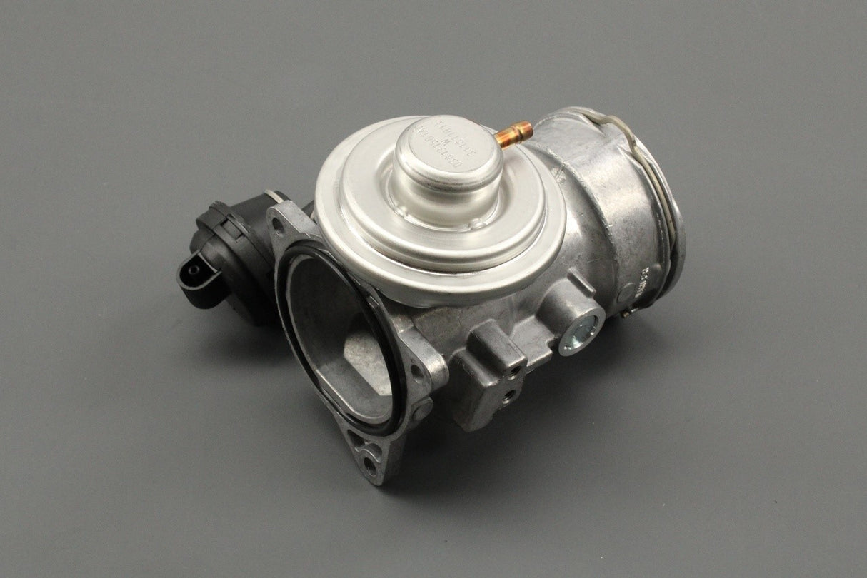 VW Transporter Audi A4 Skoda SEAT 1.9 TDI 1.7 SDI EGR valve 038131501AL