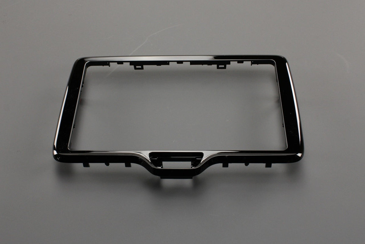 Toyota Yaris 20-on Yaris Cross 21-on stereo surround trim 55405-K0030, view 1
