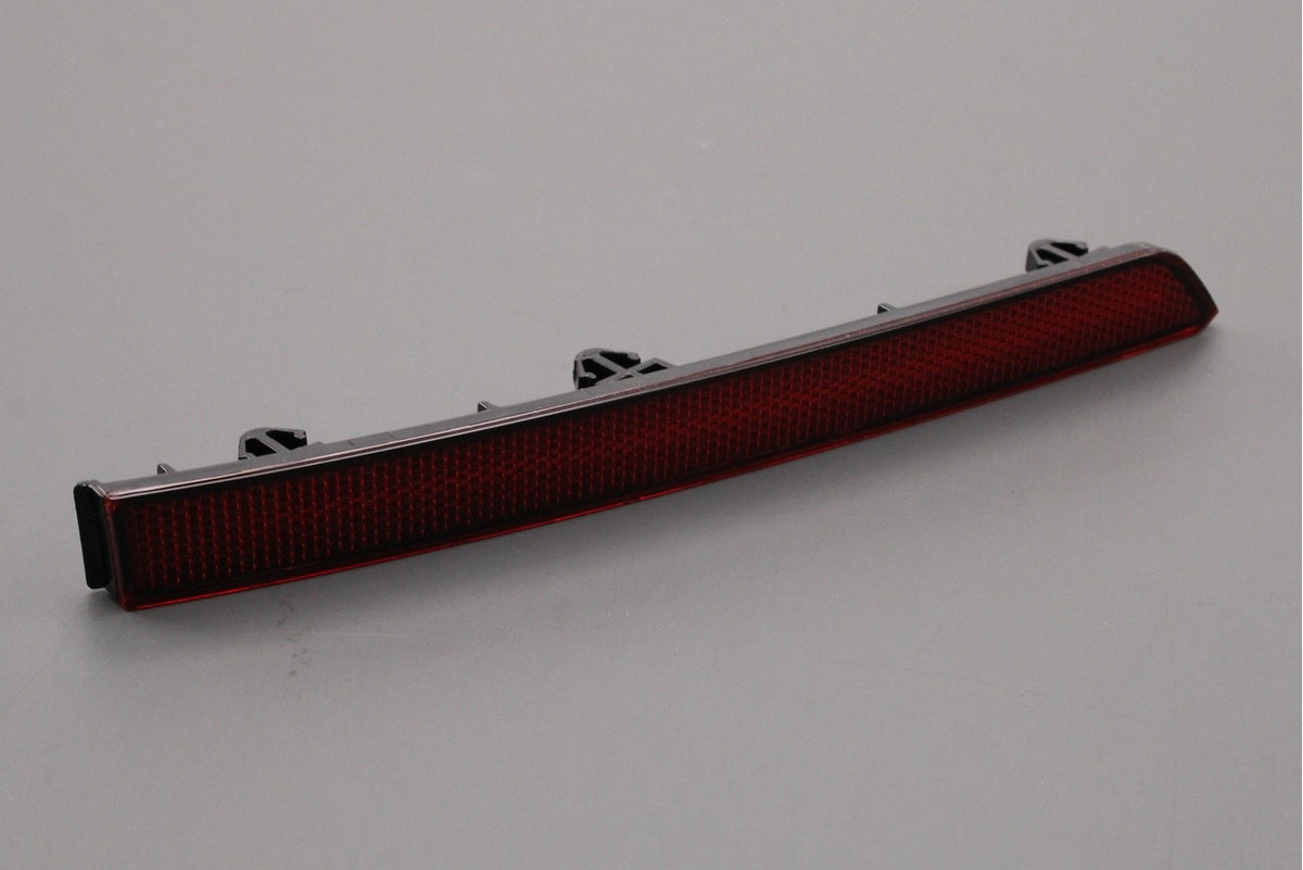 VW Tiguan 2016-2024 rear bumper reflector (inner left) 5NA945105A, view 1