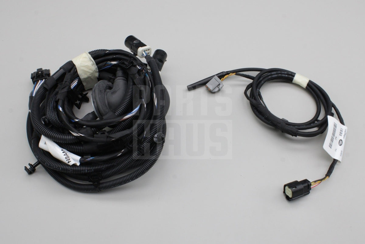 Jaguar F-Pace 2016-on deployable side steps wiring harness T4A46652