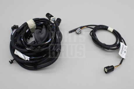 Jaguar F-Pace 2016-on deployable side steps wiring harness T4A46652