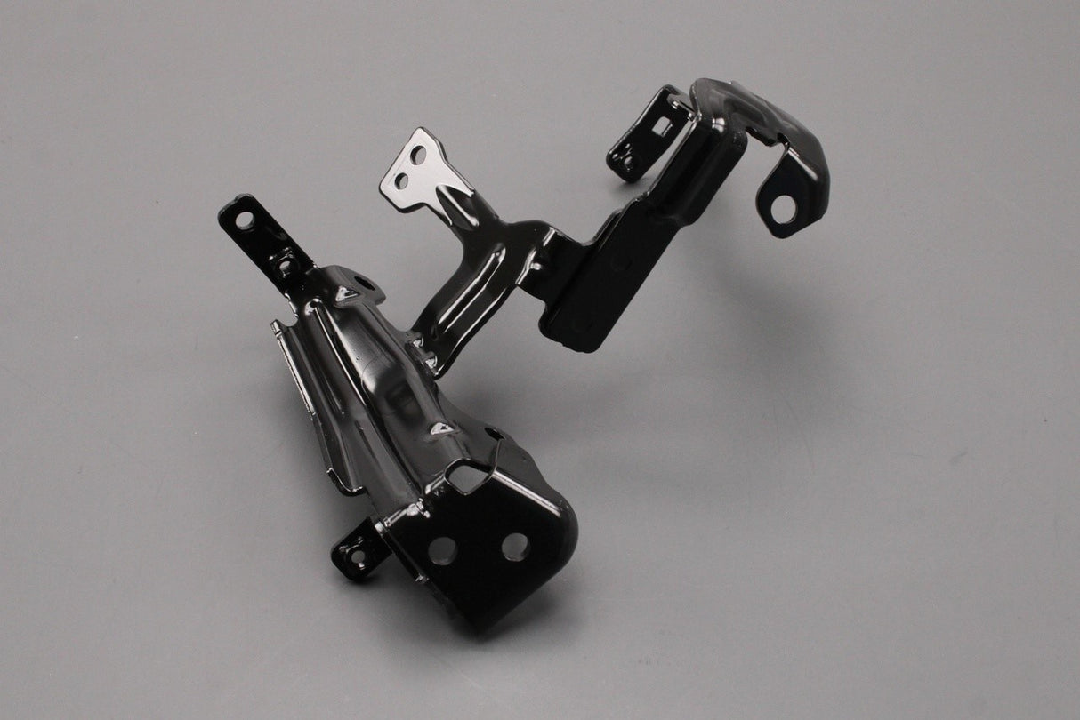 Land Rover Discovery Sport Evoque 2.0 TD EGR support bracket LR073741