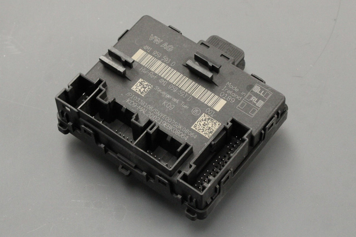 VW Touareg Audi A6 A7 A8 Q8 door control unit (drivers door) 4M1959593D, view 1