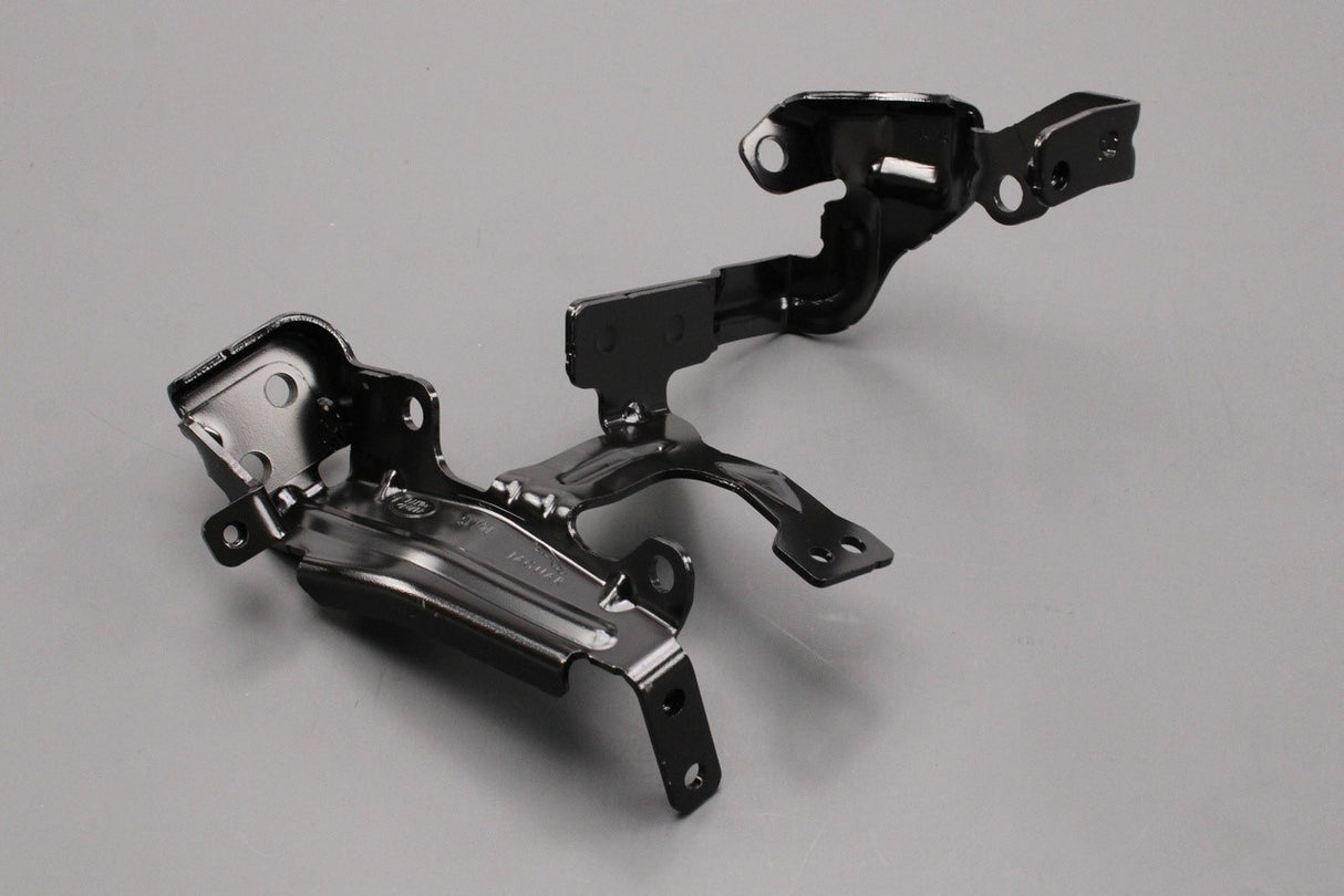 Land Rover Discovery Sport Evoque 2.0 TD EGR support bracket LR073741