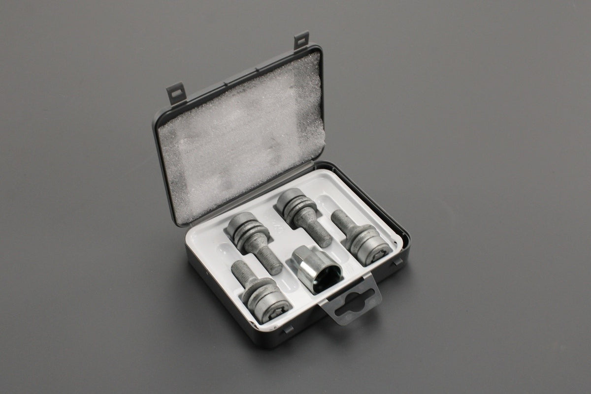 Toyota Lexus locking wheel bolt kit PW456-00005, view 1