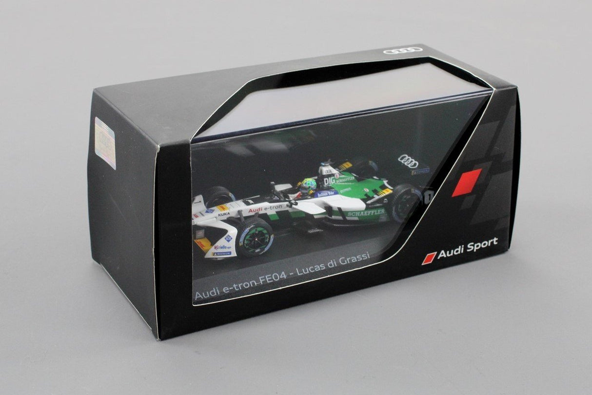 Audi e-tron FE04 Lucas di Grassi 1:43 scale model car 5021800131