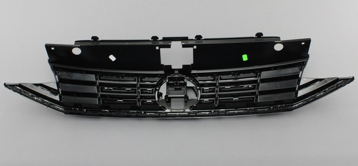 VW Passat B8 2015-2021 front radiator grille 3G0853651AQ BKZ
