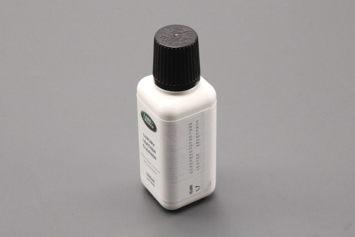 Land Rover Range Rover leather and vinyl cleaner LR023890