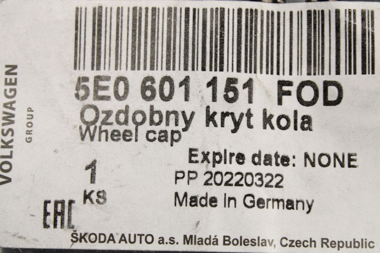 Skoda Citigo Octavia Superb alloy wheel centre cap (x1) 5E0601151 FOD