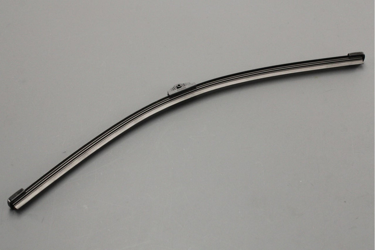 Audi Q5 2017-on windscreen wiper blade (rear) 80A955425, view 1