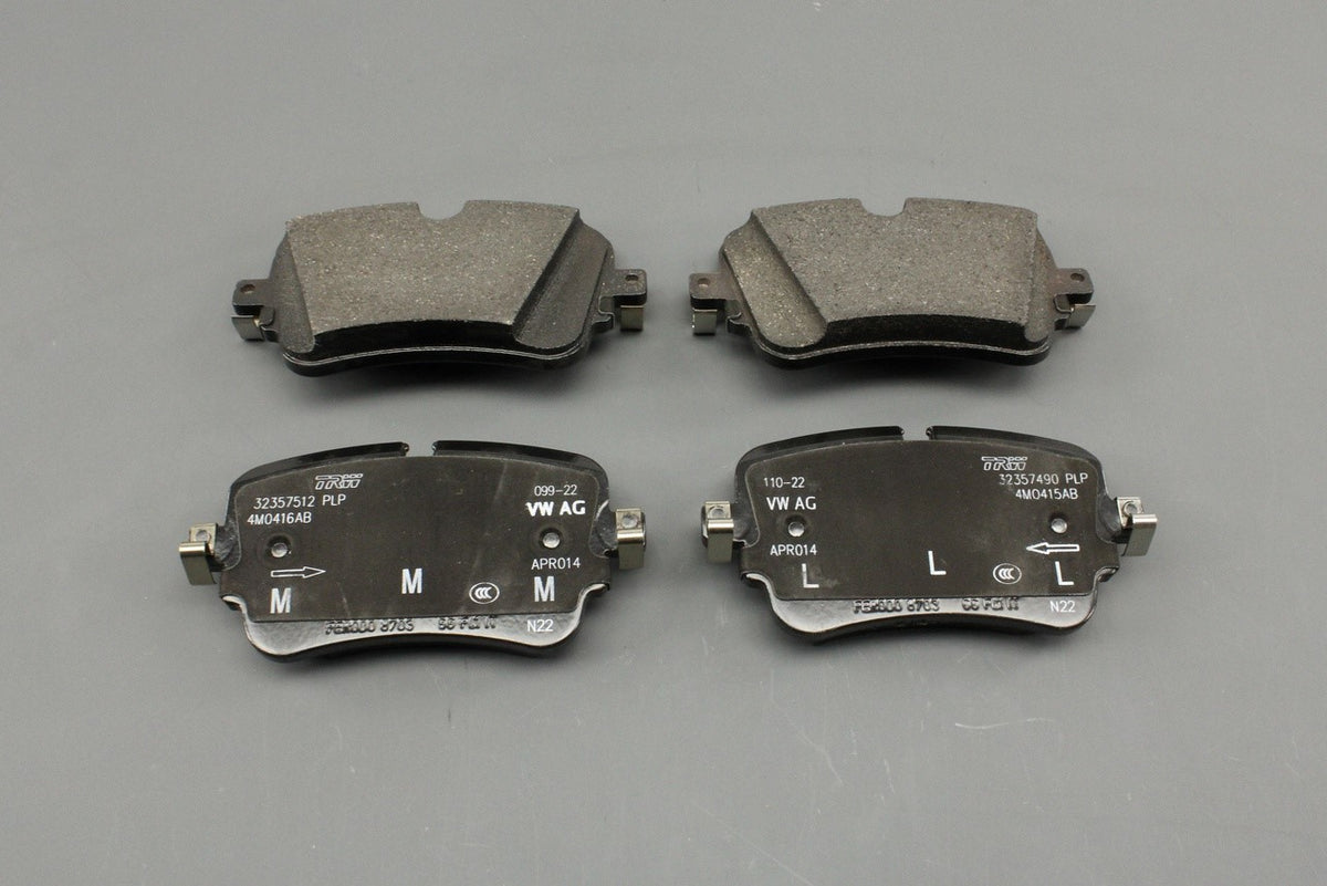 Audi Q7 2016-on Q8 2019-on brake pads (rear) 4M0698451BN, view 1