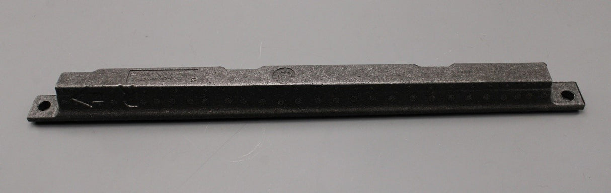 Land Rover Range Rover side skirt insulation foam pad (right) LR050865