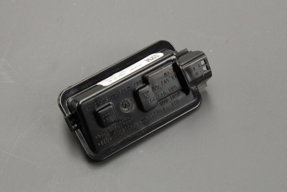 VW Tiguan 2016-23 wing mirror puddle entry light (right) 5NA945292