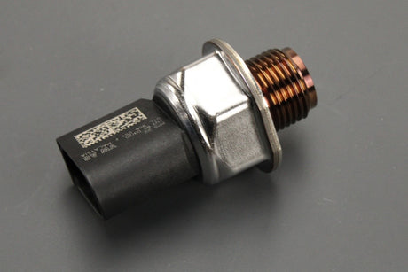VW Audi Skoda SEAT fuel rail pressure sensor (2.0 3.0 TDI) 04L906054F