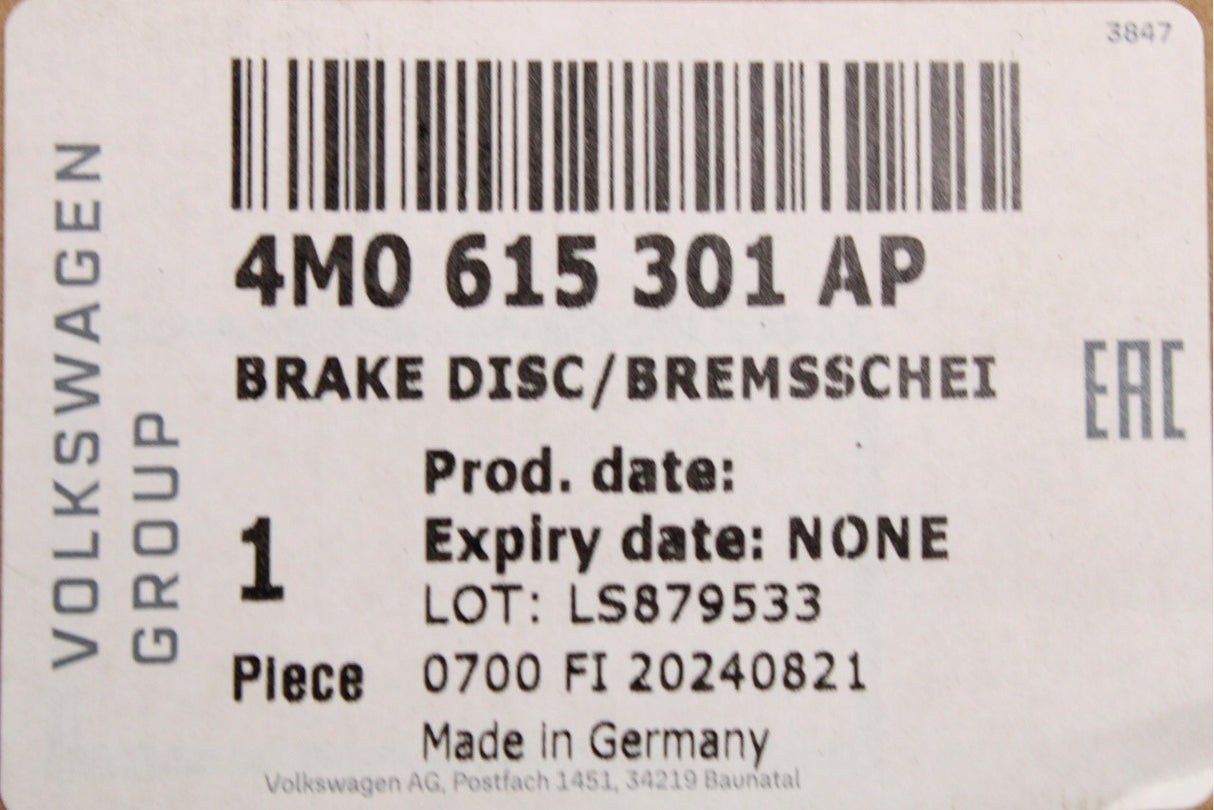 VW Touareg 18-on Audi A8 D5 18-on Q7 front brake discs (x2) 4M0615301AP