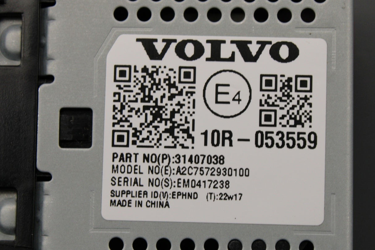 Volvo dual USB port socket interface 31407038