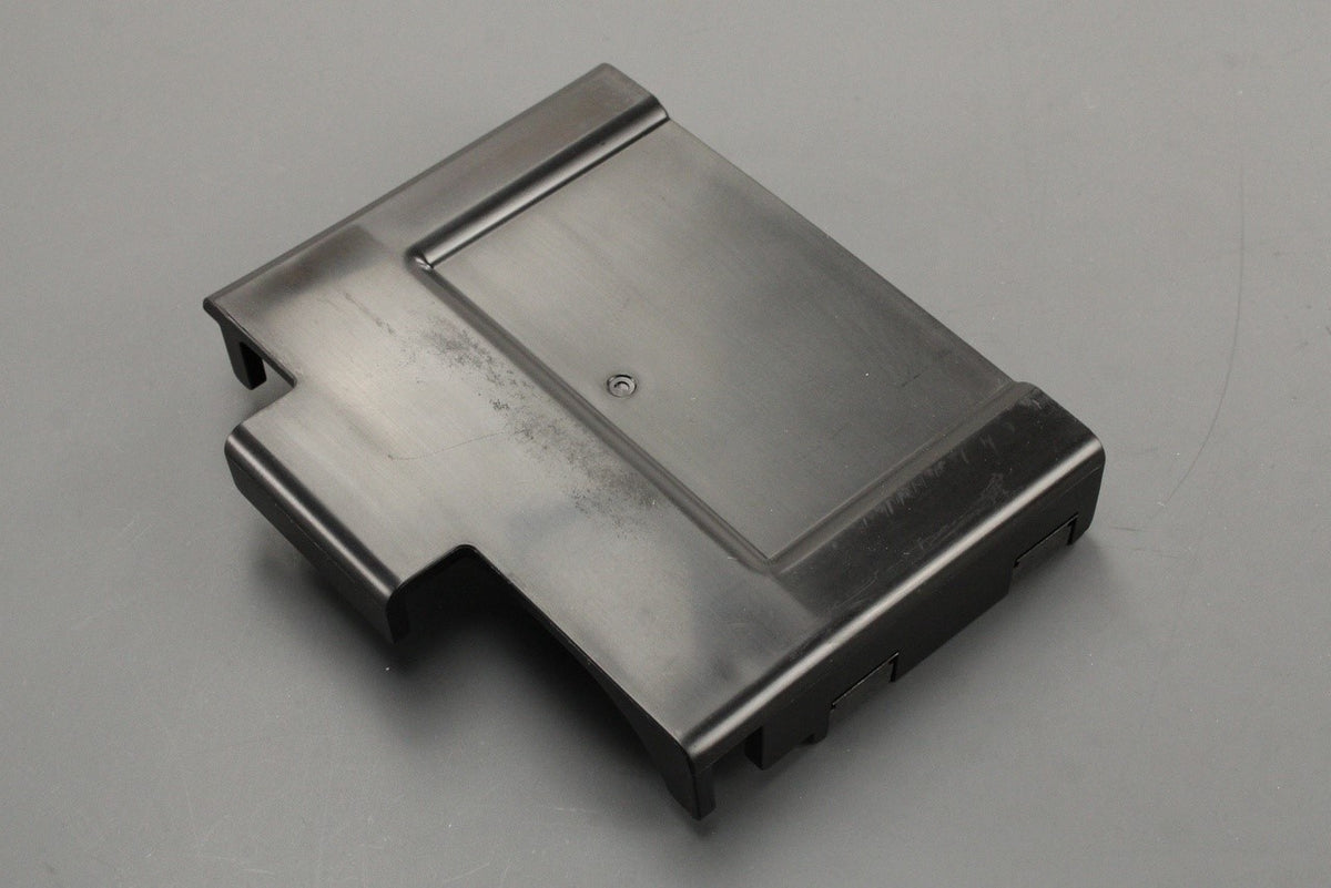 VW ID.4 ID.5 Audi Q4 e-tron Skoda Enyaq 12V battery cover 1EA915325, view 1