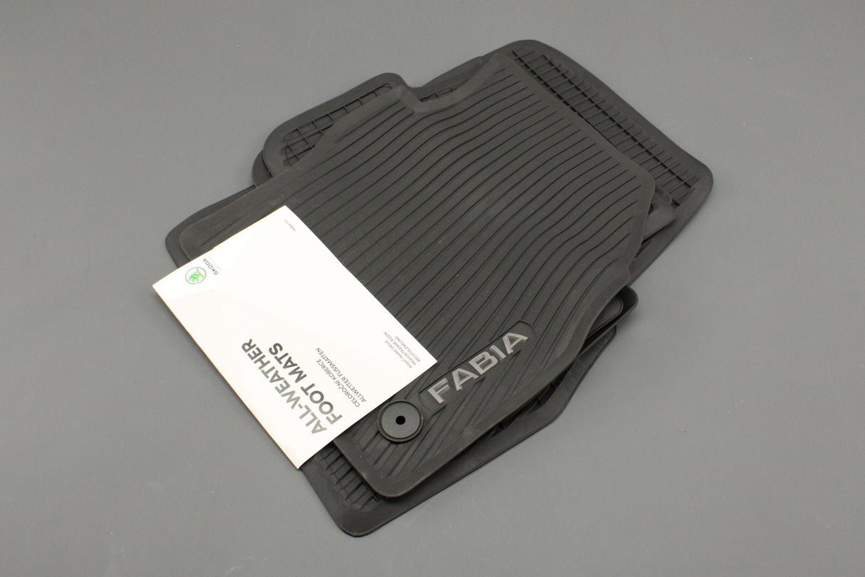 Skoda Fabia 2022-on RHD all weather rubber floor mats set 6VC061500