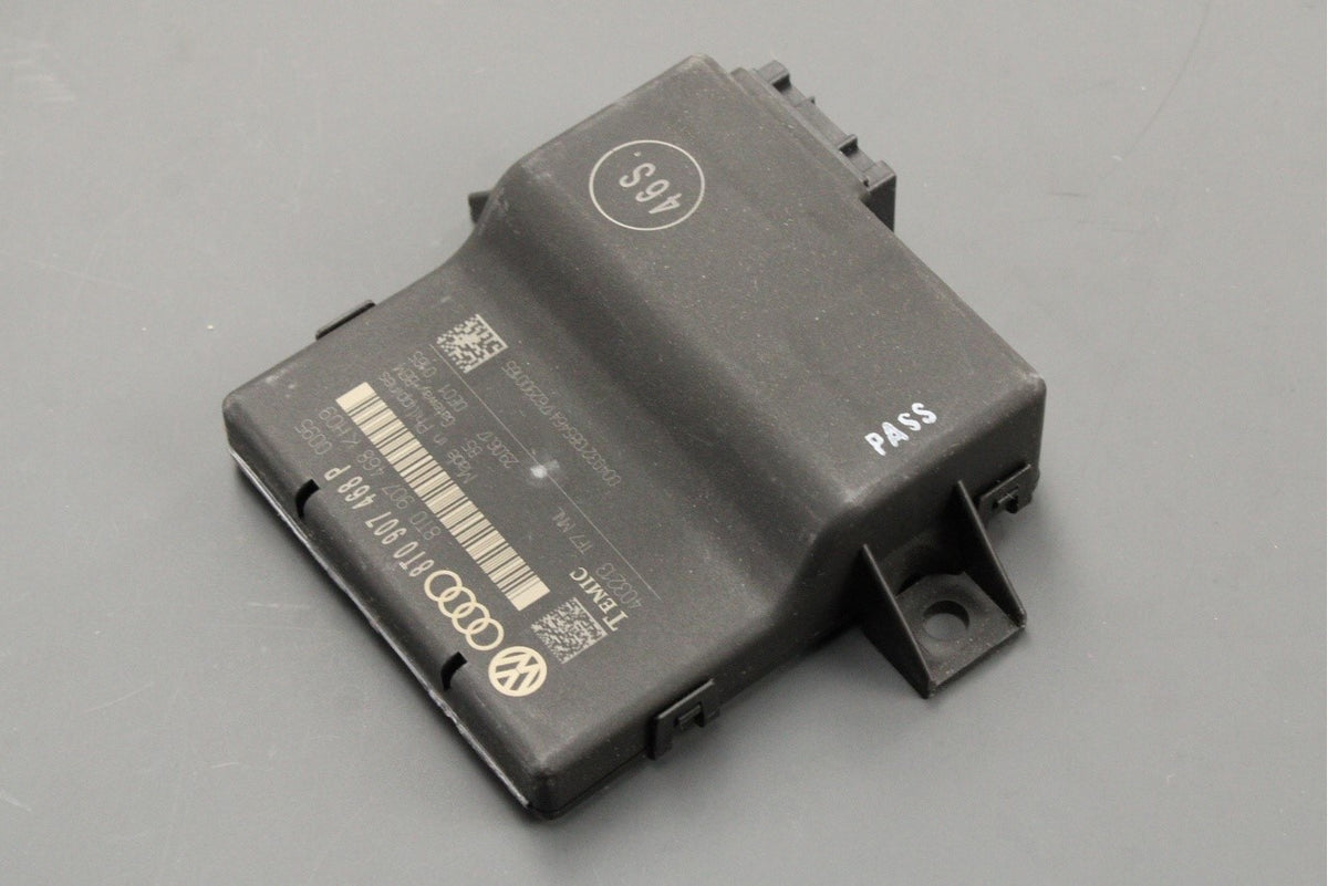 Audi A4 A5 Q5 2008-16 diagnostic interface gateway 8T0907468P, view 1