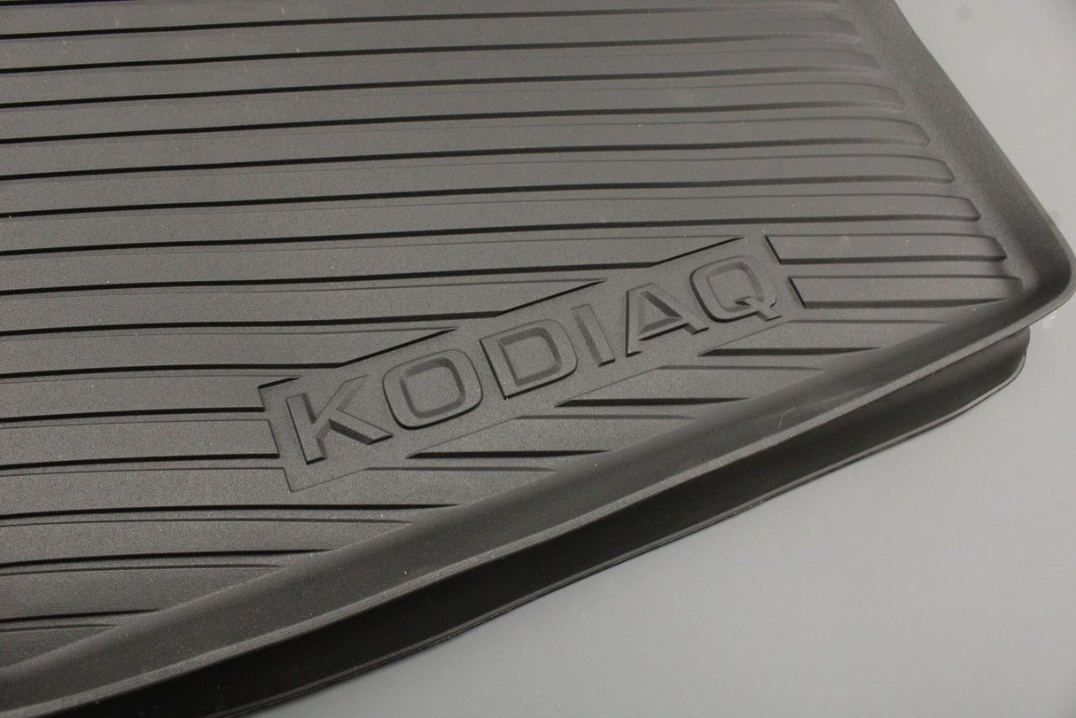 Skoda Kodiaq 2017-2024 rubber floor mats (rear) 565061512A