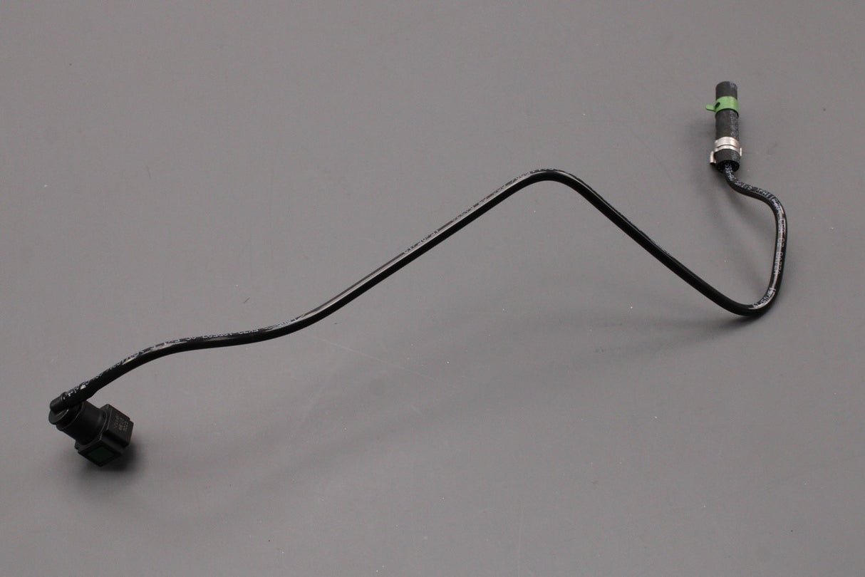 Land Rover Discovery Sport 2015-on 2.0L petrol fuel pipe LR074639