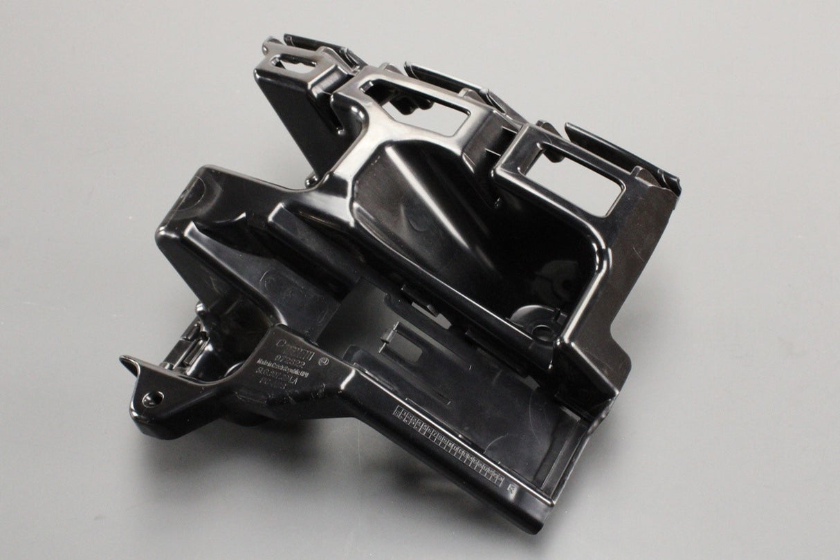 Skoda Enyaq 2021-on rear bumper guide bracket (right) 5LG807394A
