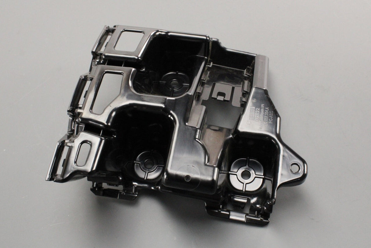 Skoda Enyaq 2021-on rear bumper guide bracket (right) 5LG807394A