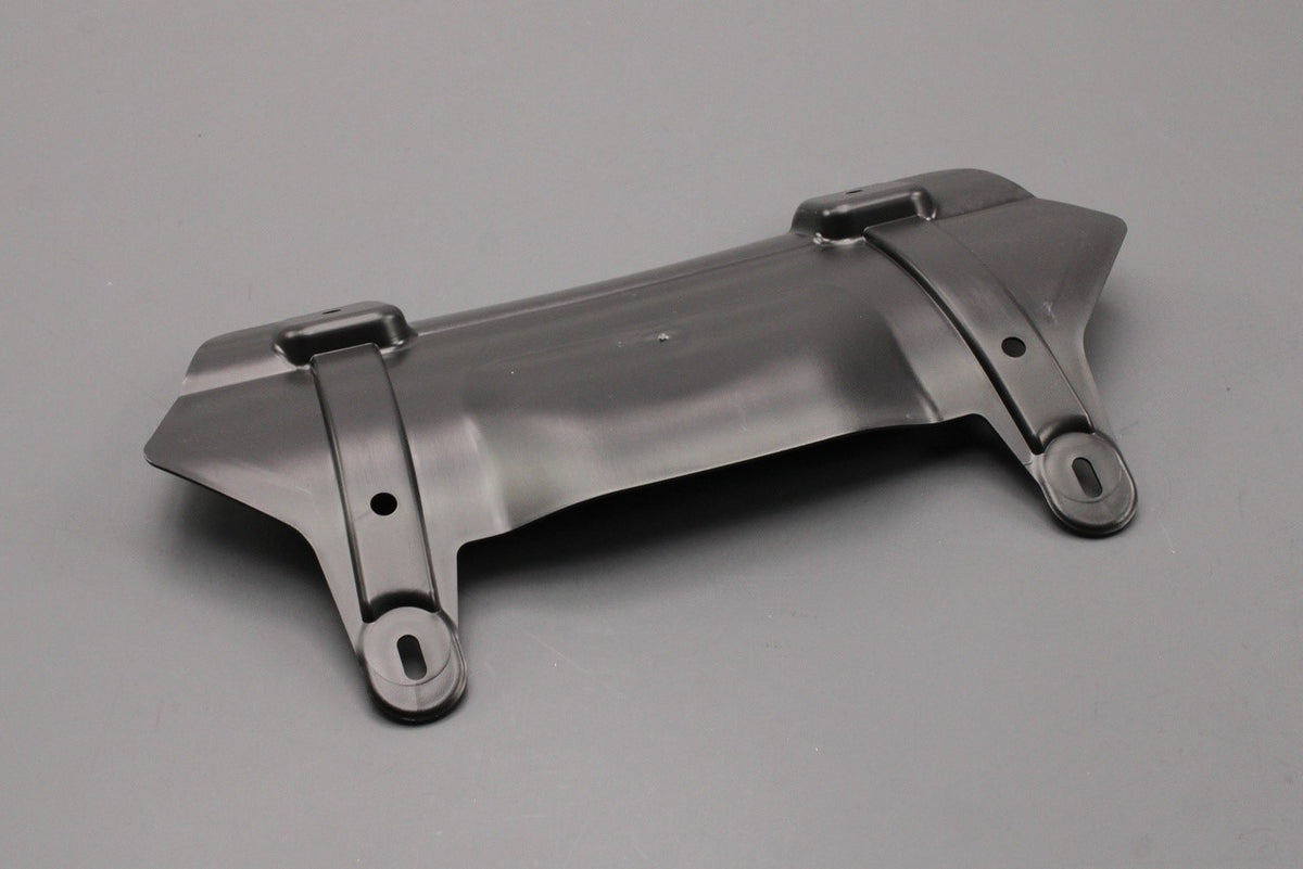 BMW i3 2012-2018 air duct service cover 51747305658, view 1