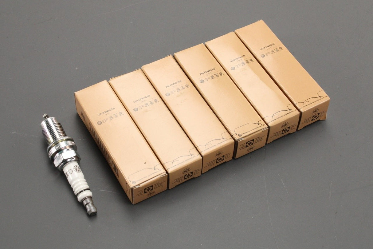 VW Golf MK4 R32 Jetta Skoda Octavia SEAT spark plug x6 (VR6) 101000062AB