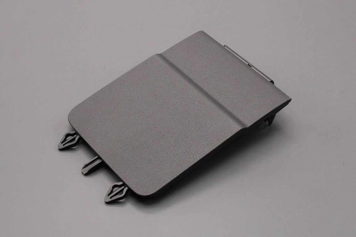 VW Sharan SEAT Alhambra 11-23 interior fuse box cover 7N2857504A 82V