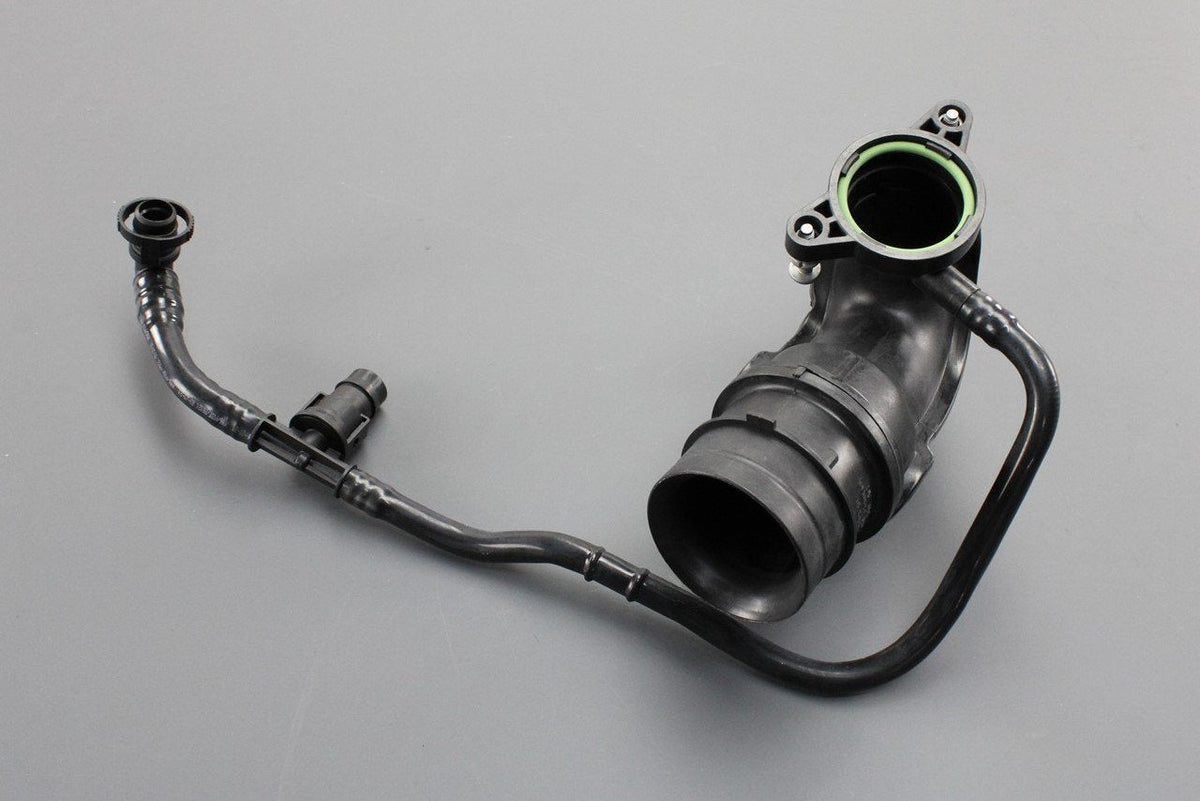 VW Golf MK7.5 Passat B8 Audi A3 air intake hose (1.4TSI) 04E129654N, view 1