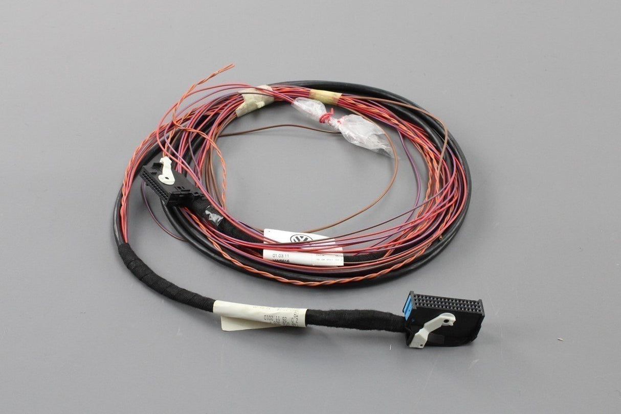 VW Transporter T5.1 Reversing camera and satnav wiring RHD 7E7971327D