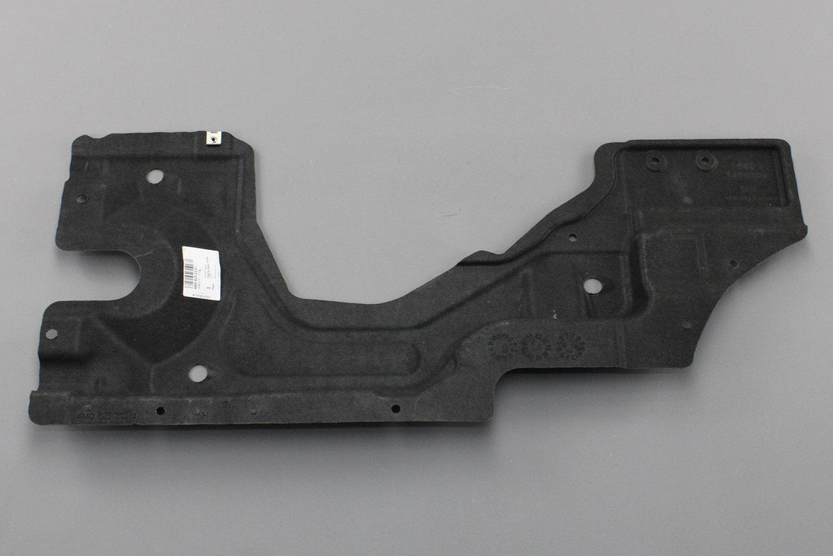 Audi Q7 Q8 RSQ8 rear underbody protection trim (left) 4M0825213J, view 1