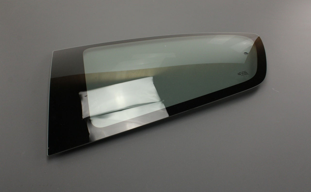 Toyota Aygo 2005-2014 window glass (rear left) 04008-4730H, view 1