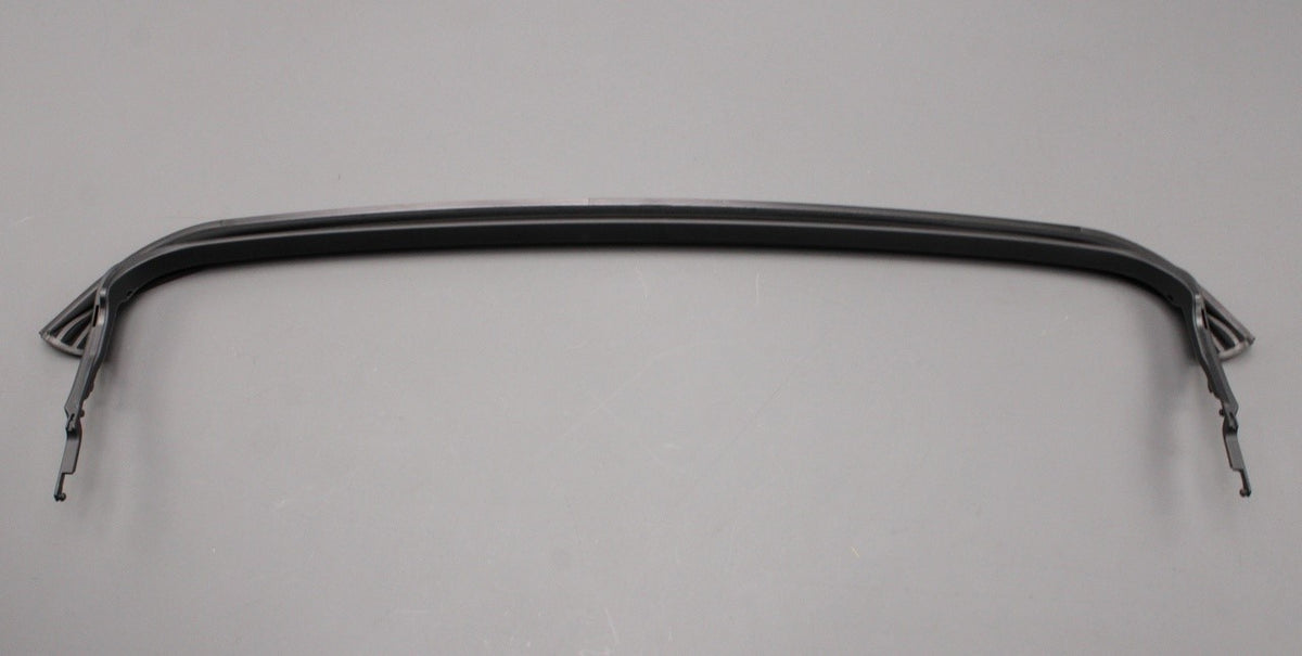 Audi e-tron Q3 Q8 RSQ8 Skoda panoramic sunroof wind deflector 4M8877651A, view 1