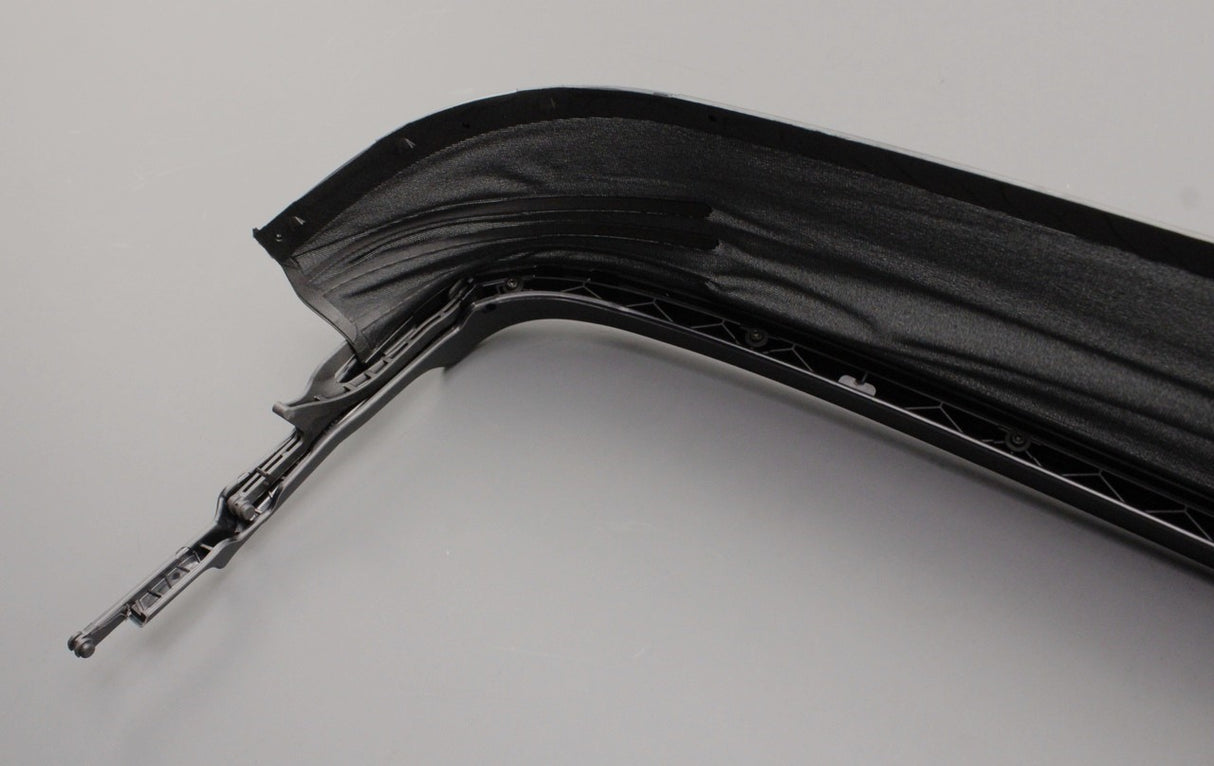 Audi e-tron Q3 Q8 RSQ8 Skoda panoramic sunroof wind deflector 4M8877651A