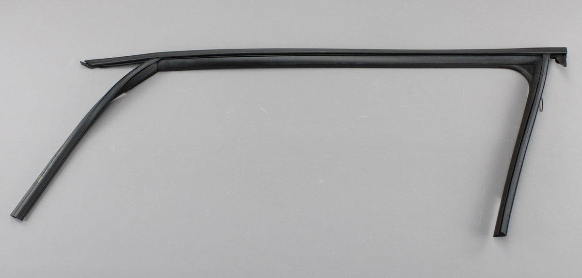 Audi A3 RS3 13-20 Sportback left front door upper window seal 8V4837439A, view 1