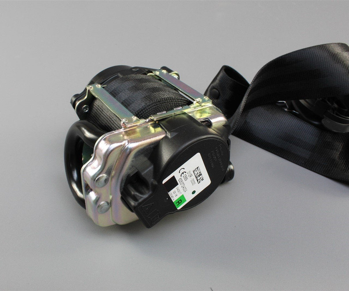 Audi A4 B9 16-on A5 front right seat belt safety belt 8W0857706 V04