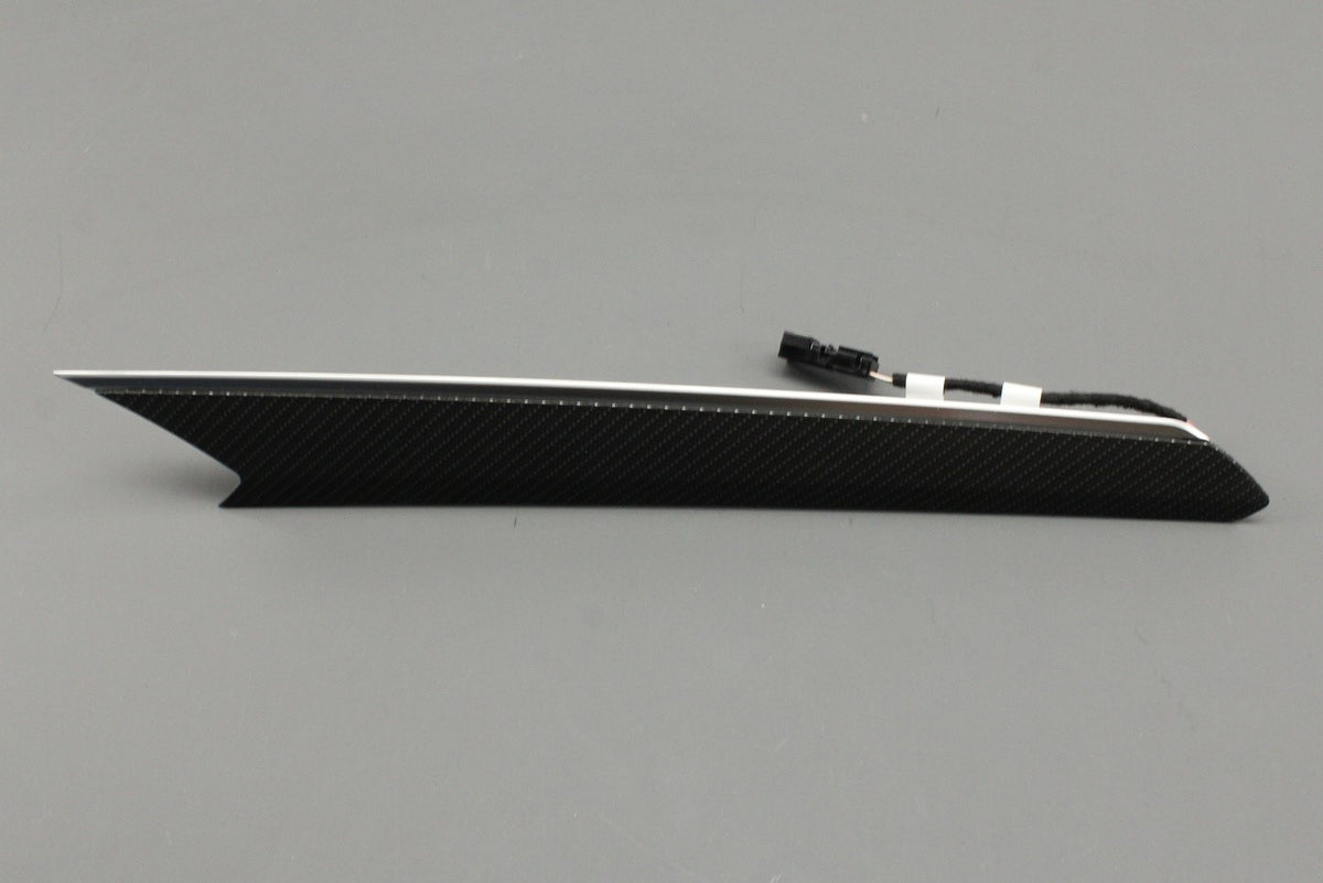 VW Tiguan 16-24 carbon grey door card trim (front right) 5NA867062C 9GA, view 1