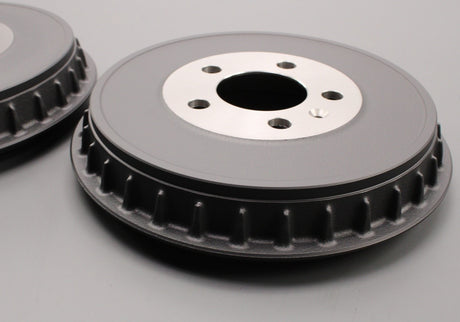 VW Polo AW Audi A1 Skoda SEAT rear brake drums (x2) 2Q0609617A